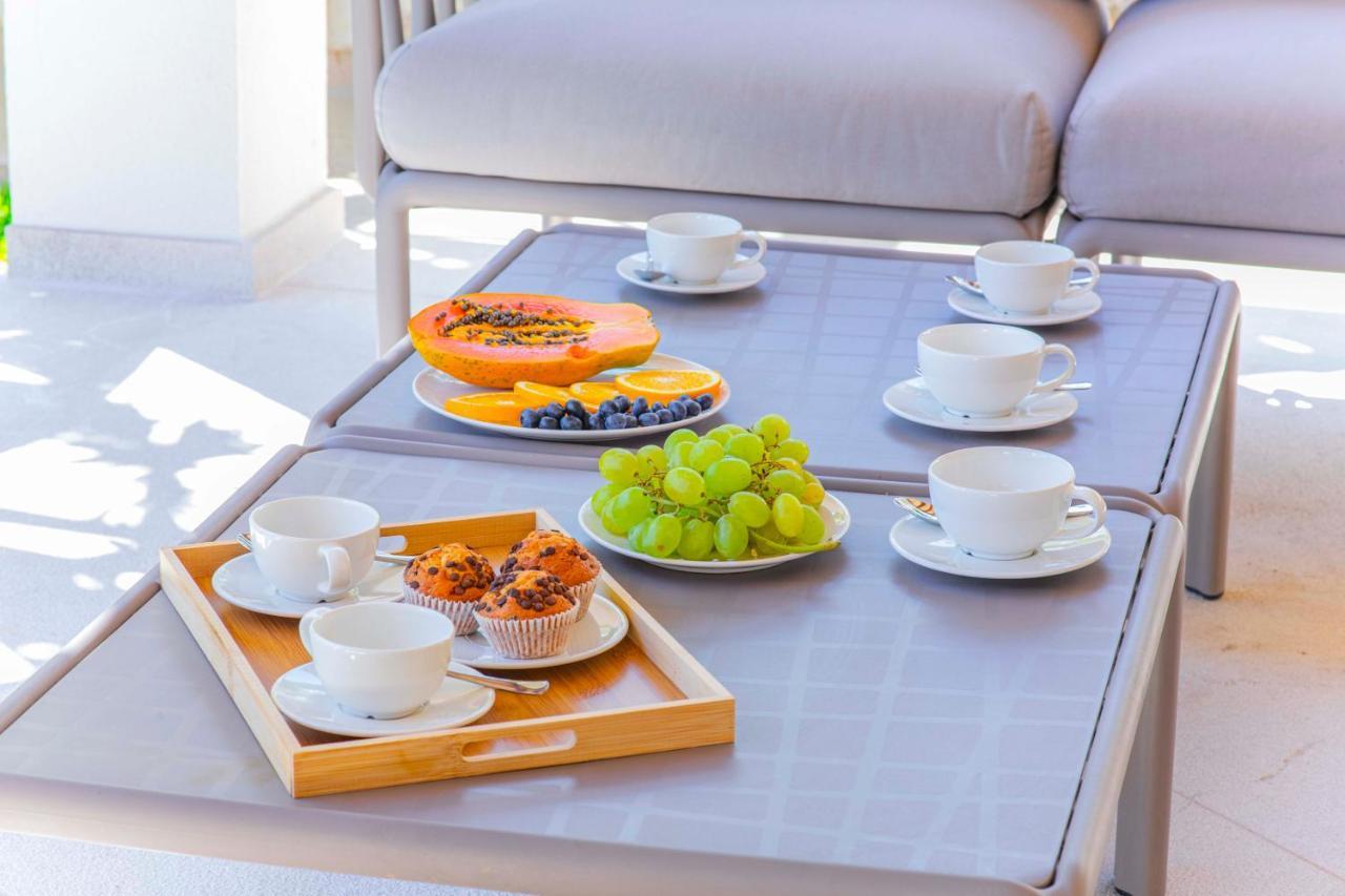 Villa Alcanada Sunrise Алкудия Екстериор снимка