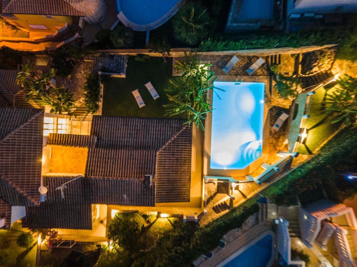 Villa Alcanada Sunrise Алкудия Екстериор снимка