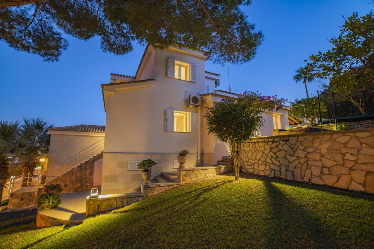Villa Alcanada Sunrise Алкудия Екстериор снимка