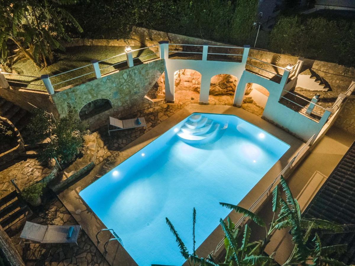 Villa Alcanada Sunrise Алкудия Екстериор снимка