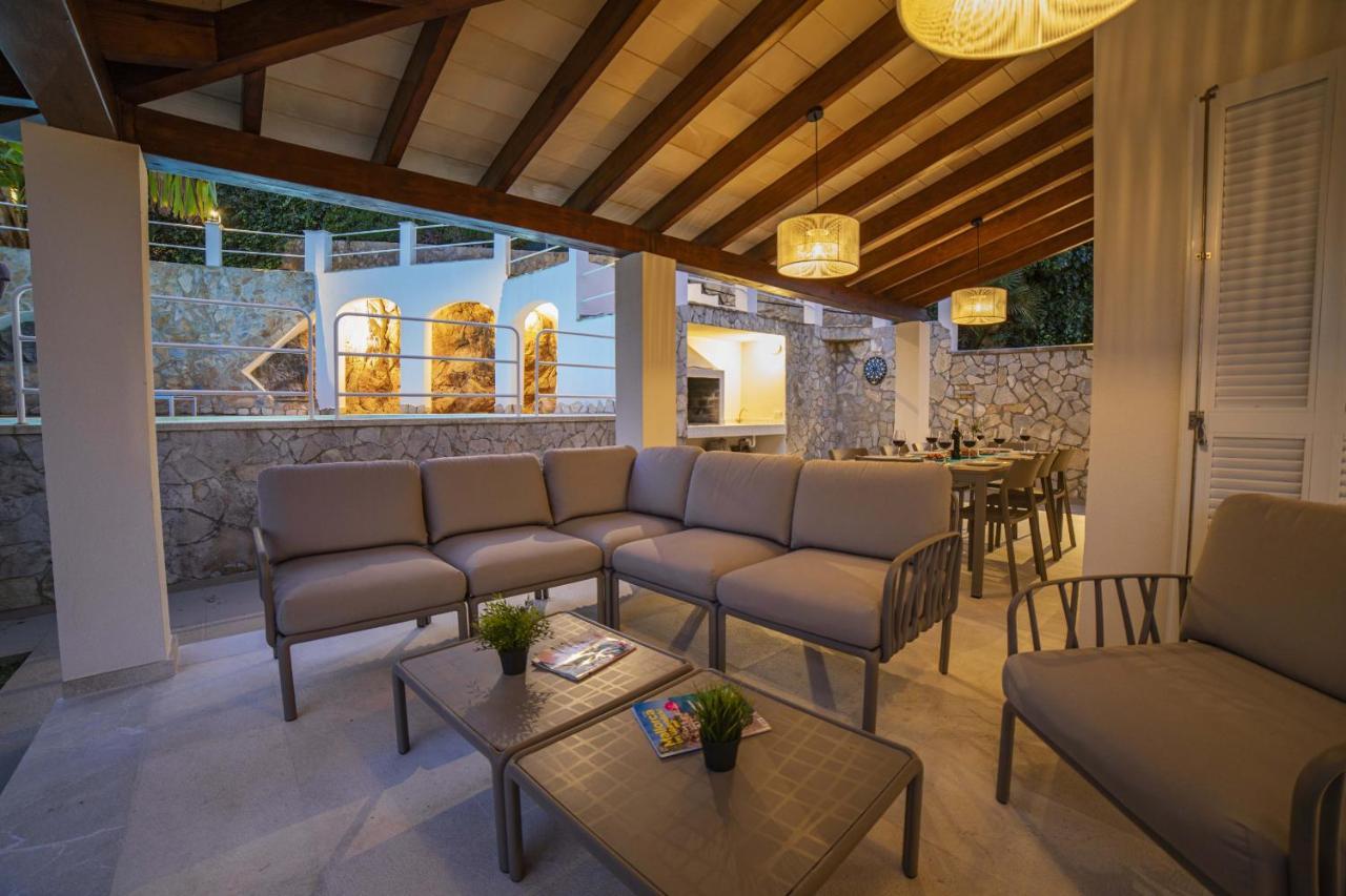 Villa Alcanada Sunrise Алкудия Екстериор снимка